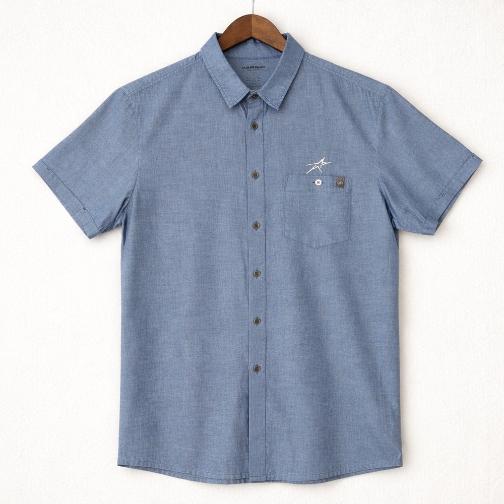 Mammut Chambray‎ Button Down Shirt Mens XL Blue Gorpcore Technical Outdoor